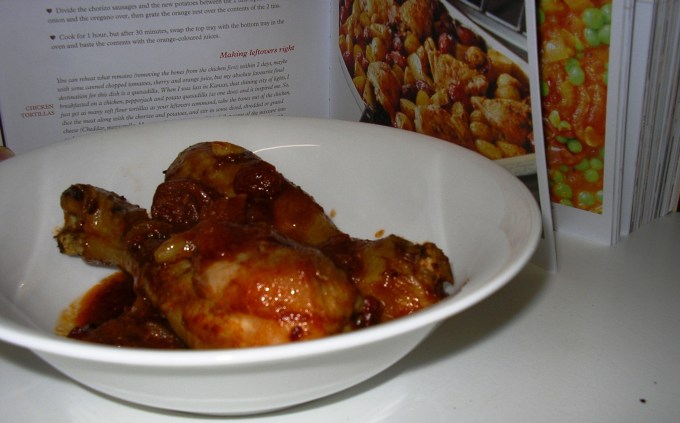 ataleof2kitchens_Spanish Chicken Dishing up